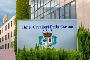 Alojamiento - Best Western Hotel Cavalieri Della Corona