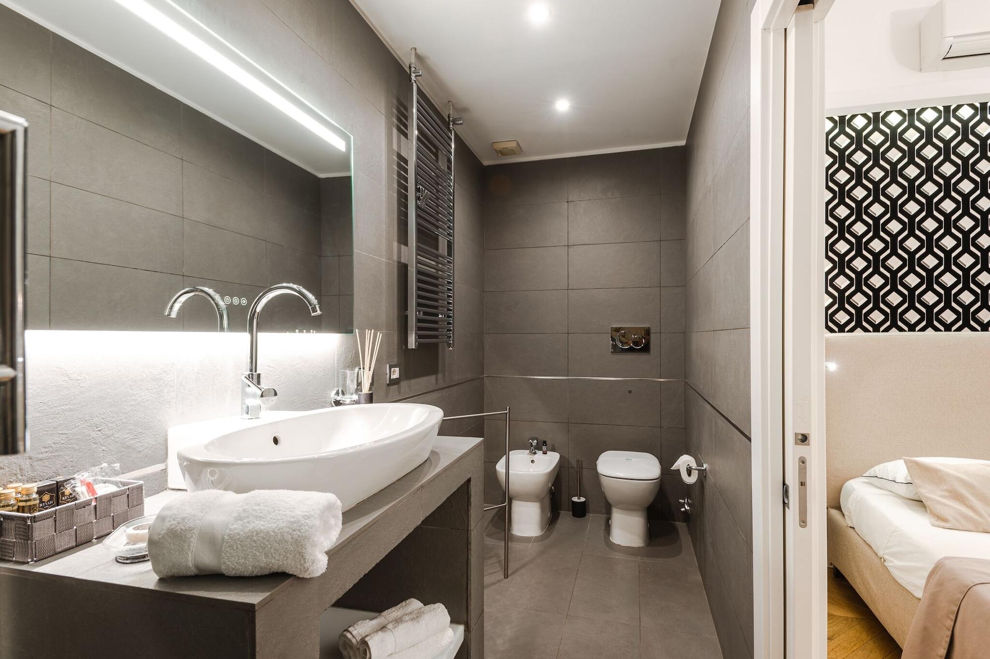 Equipamiento de Habitación EBL Luxury Home