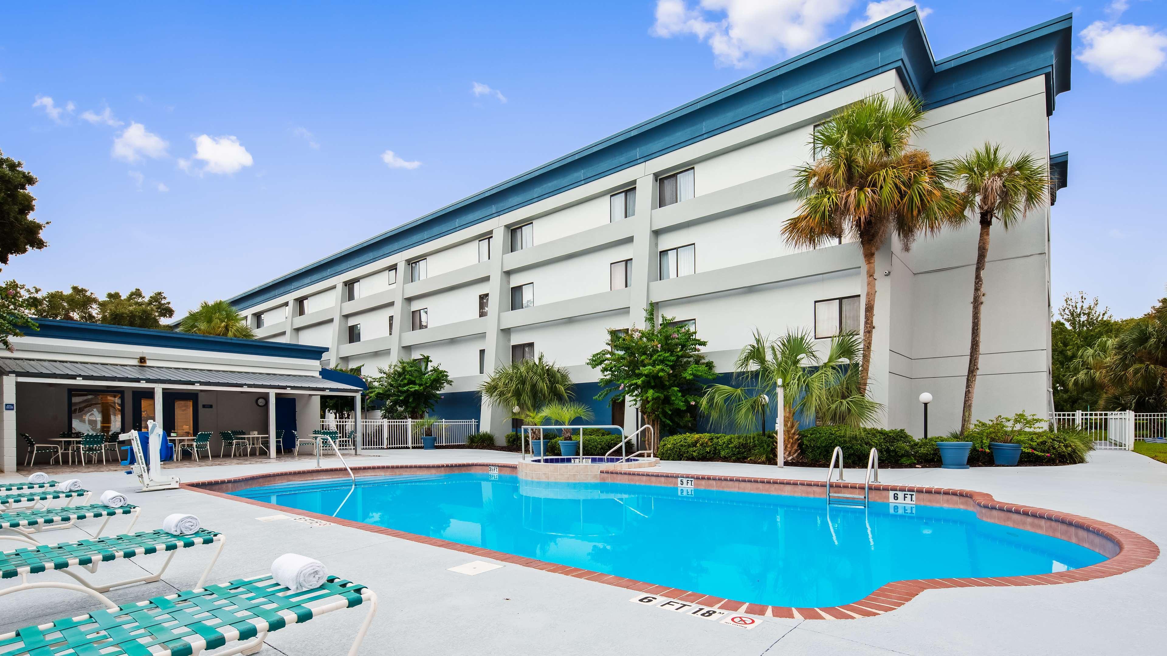 Vista Piscina Best Western Ocala Park Centre