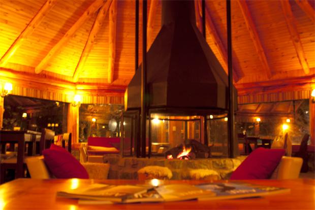 Bar/Salón Los Ñires Lodge