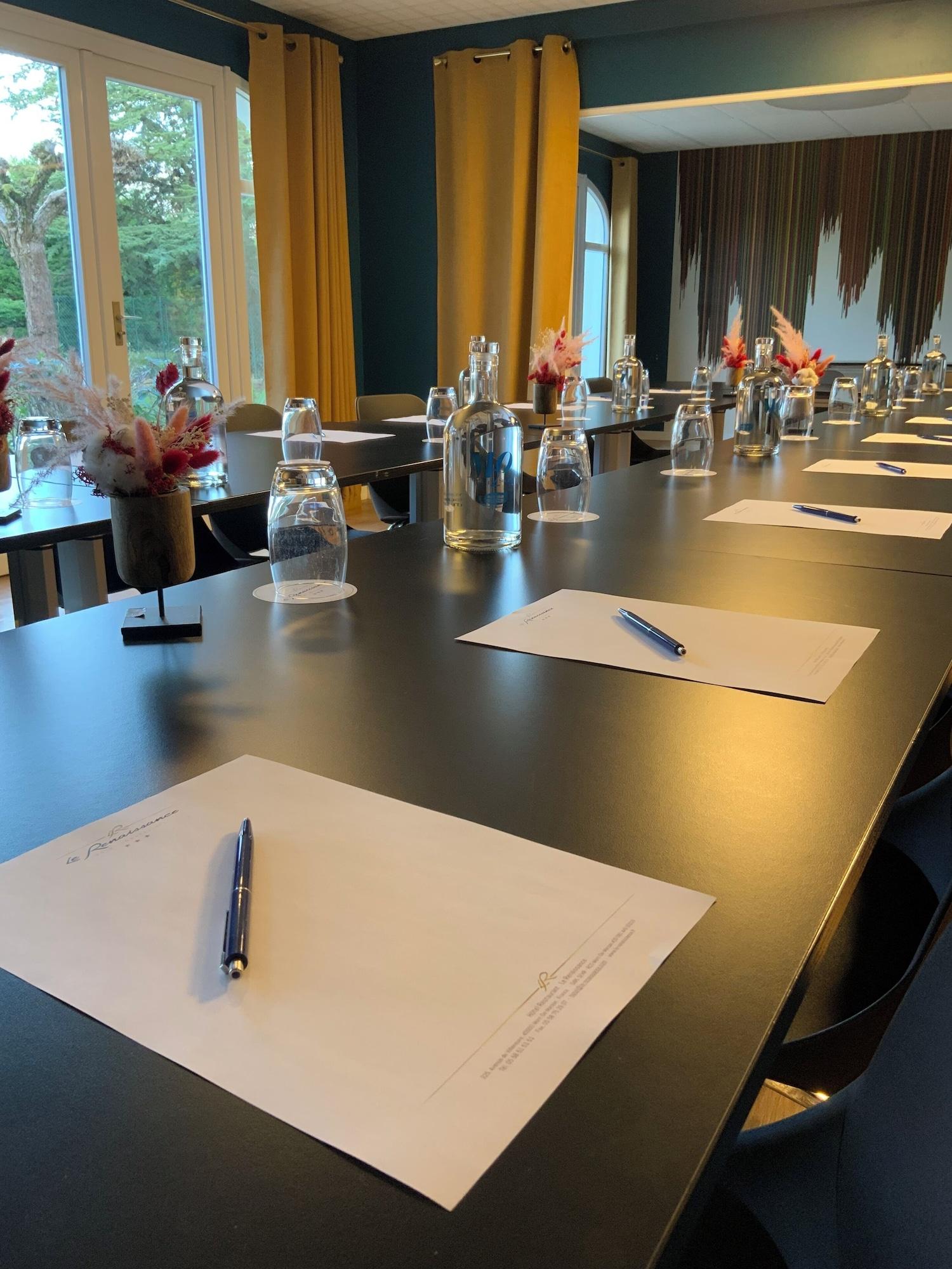 Sala de Reuniones Le Renaissance
