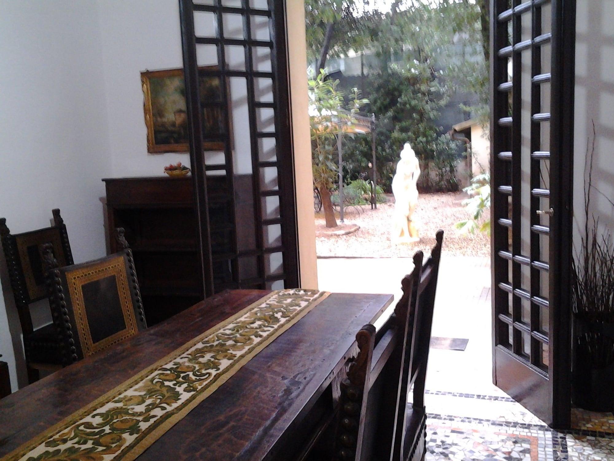 Vista Lobby Little Garden Donatello