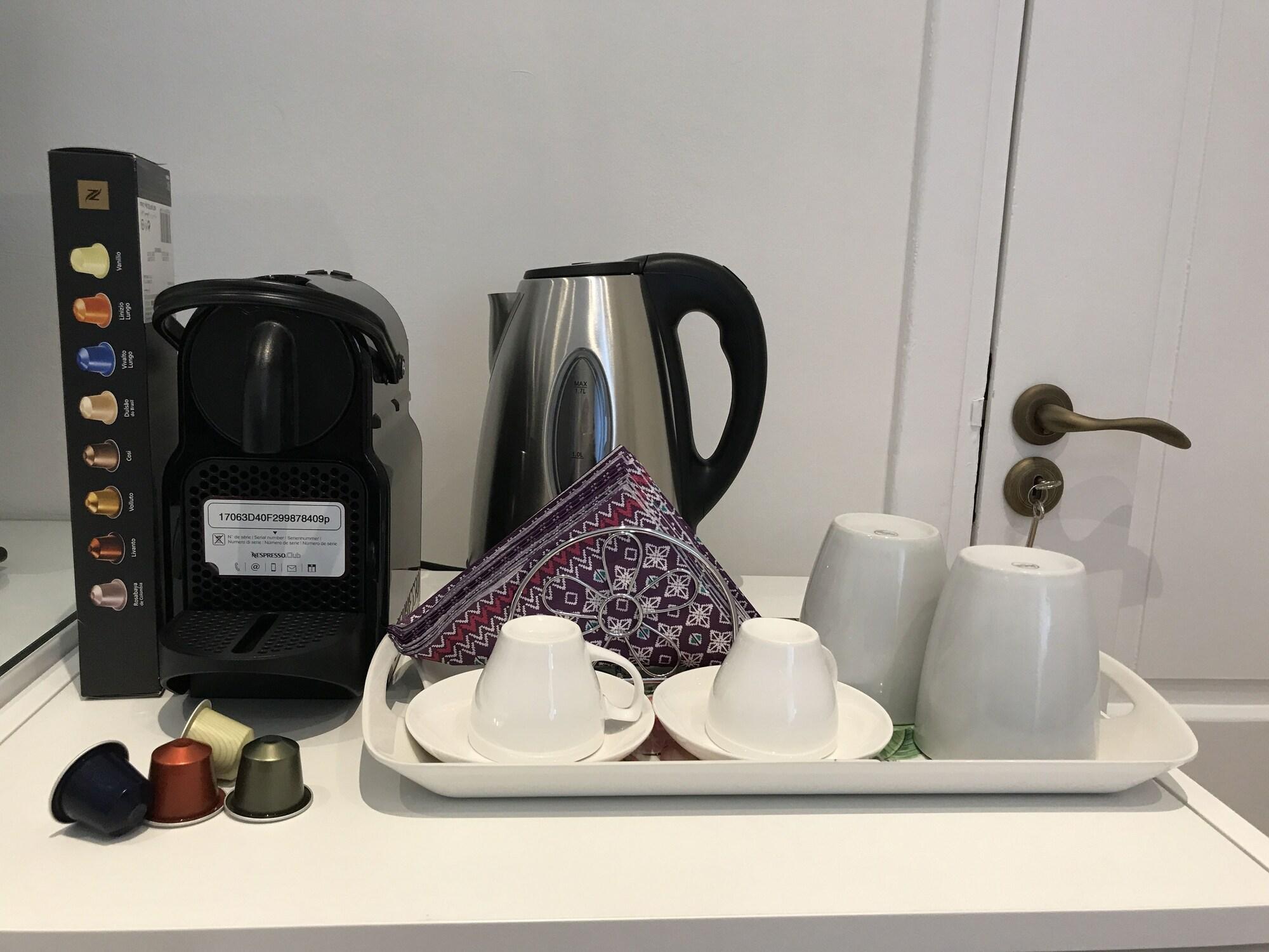 Set de Habitación Avgi's Home