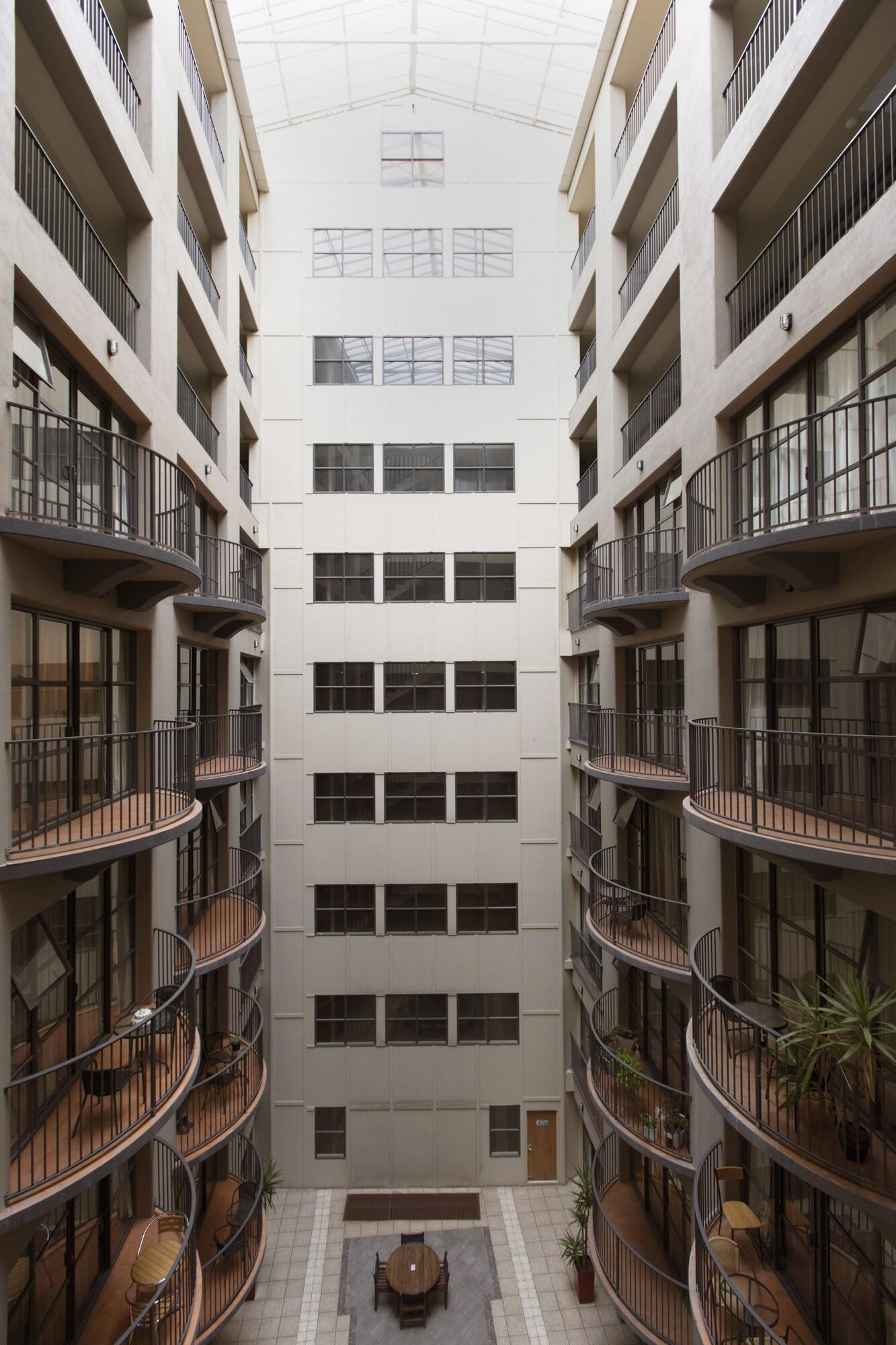 Vista Exterior Quest Atrium Serviced Apartments