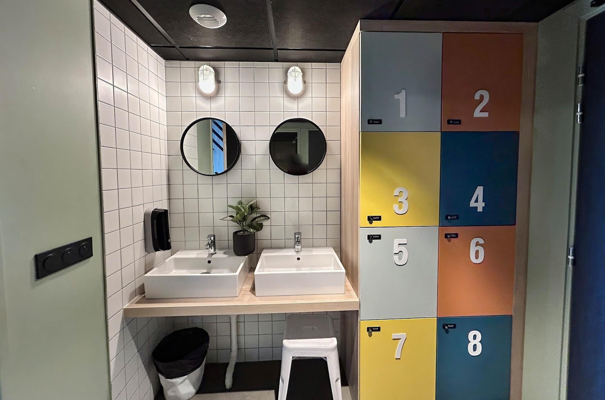 Equipamiento de Habitación Whoo Bordeaux Bacalan - Hostel