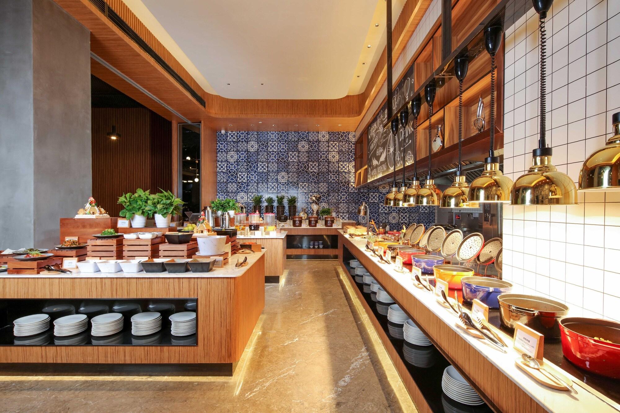 Restaurant UrCove by Hyatt Chengdu Yulin Road Sichuan Gymnasium