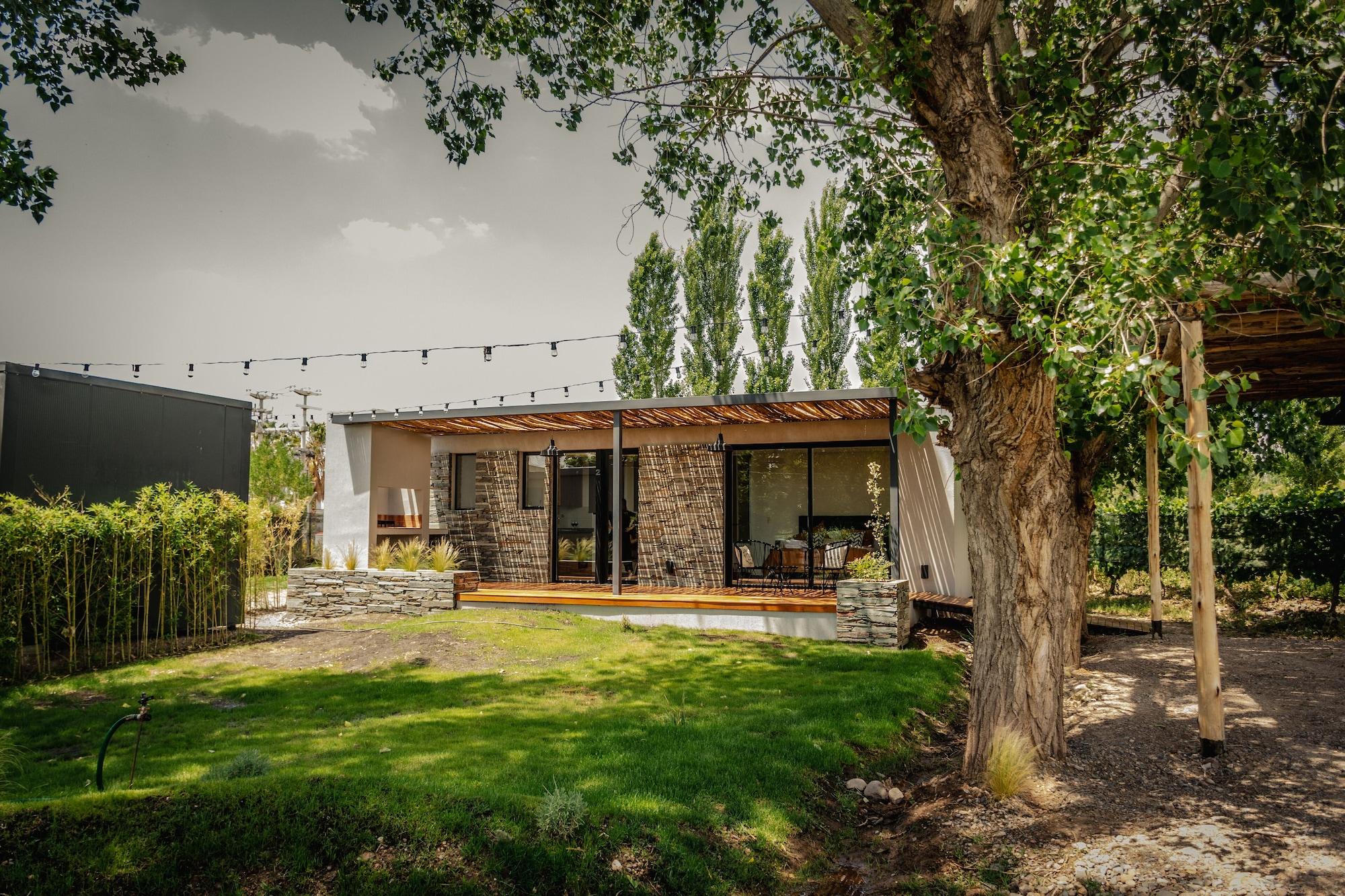 Varios Lodwine Lodges