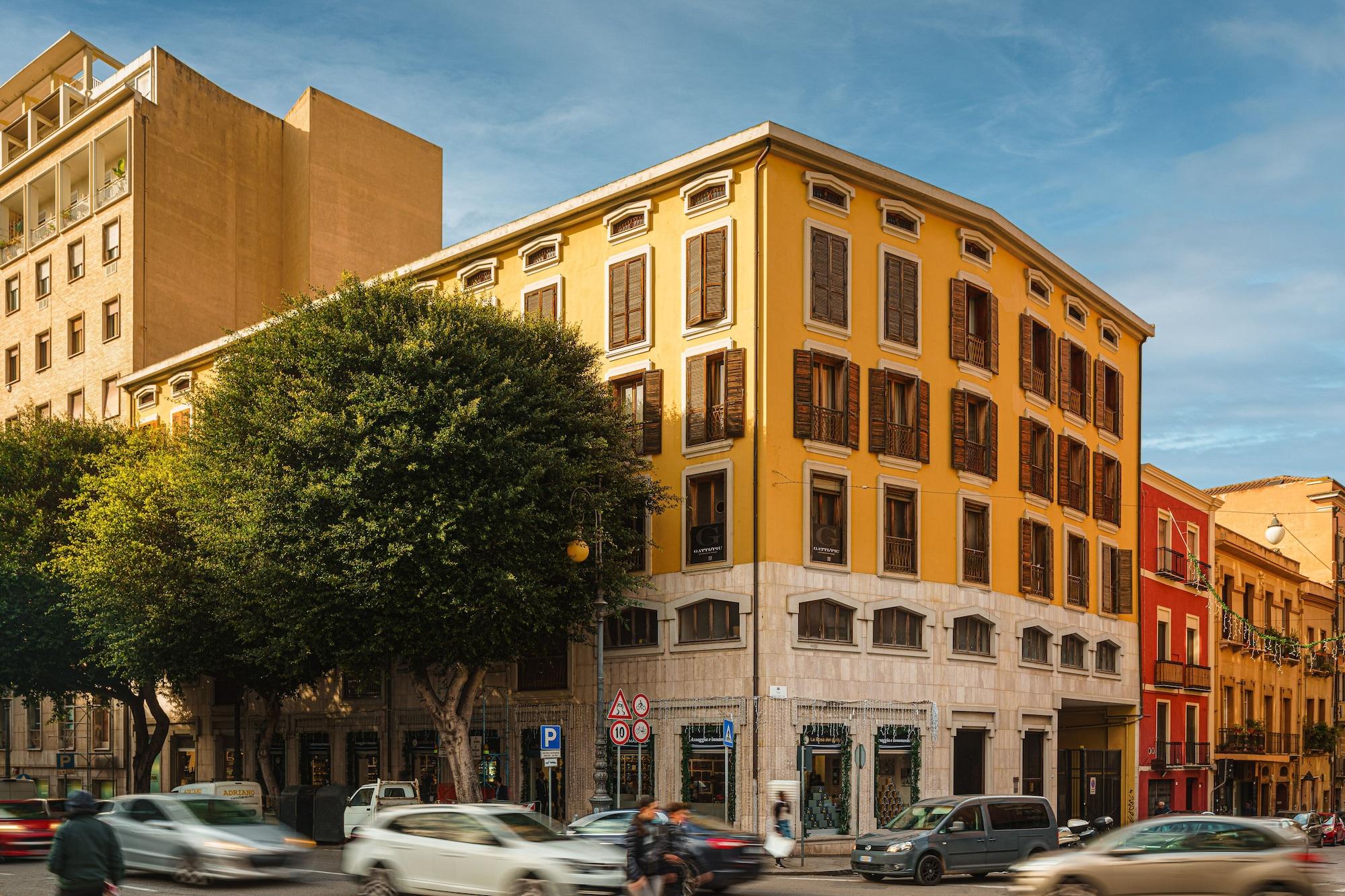Varios Urban Karalis