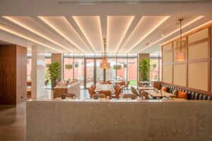 Alojamiento - NH Hotel Porto Jardim