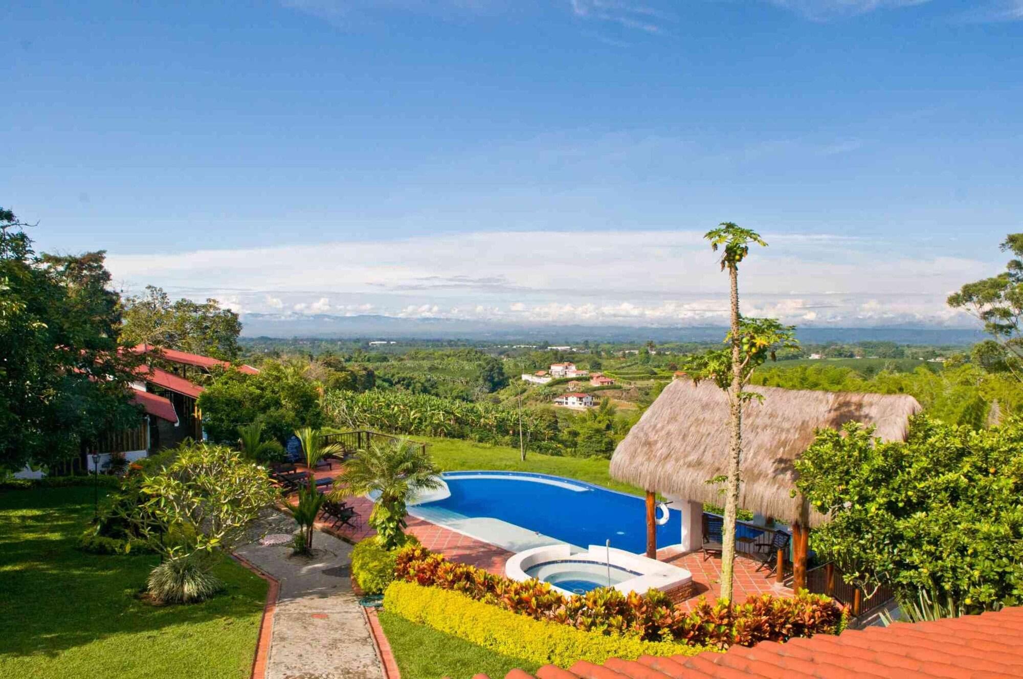 Vista Exterior Hacienda Combia
