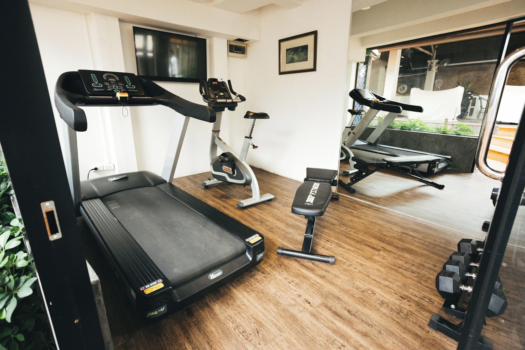 Gimnasio THEE Kashatharn by TH District