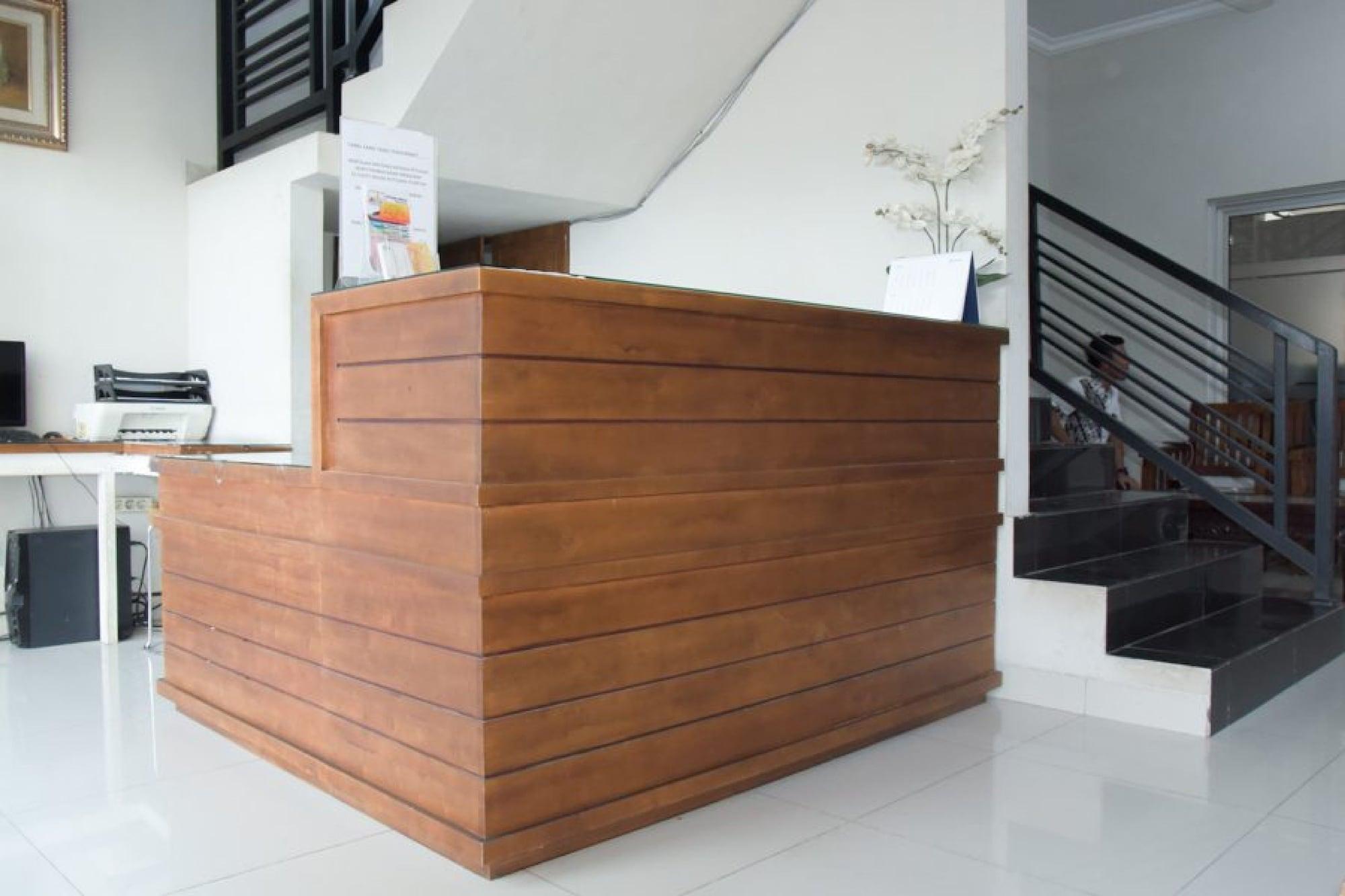 Vista Lobby RedDoorz Syariah near RS Graha Husada Lampung