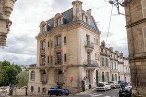 Alojamiento - Hôtel des Arts