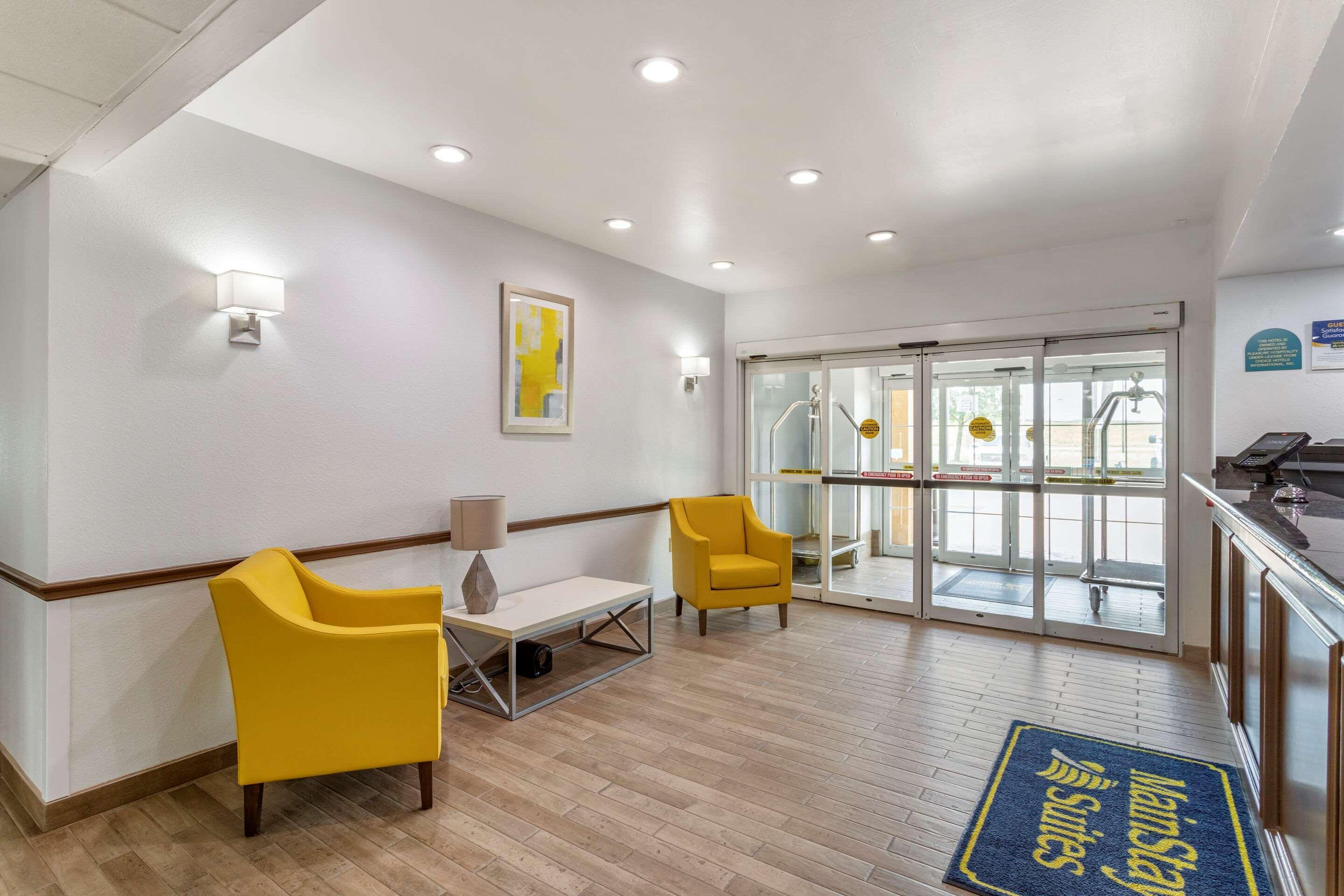 Vista Lobby MainStay Suites Port Arthur - Beaumont South