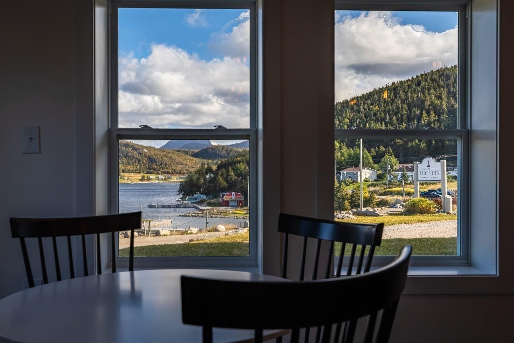 Restaurant The Tides Inn