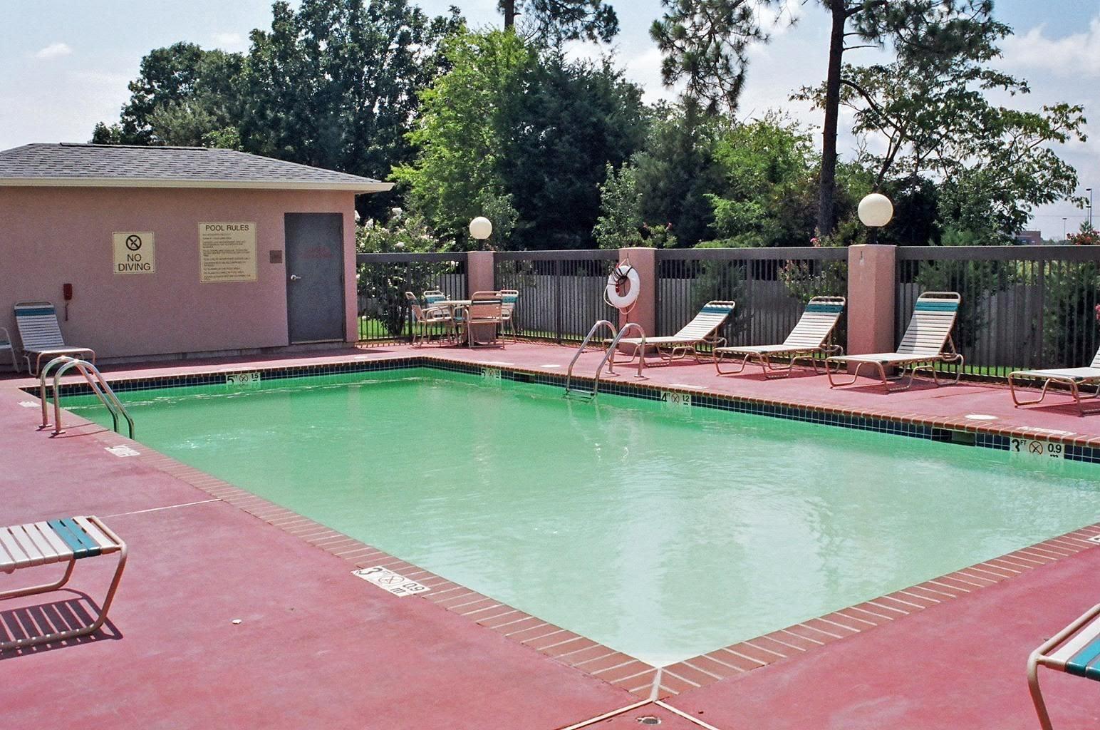 Vista Piscina Holiday Inn Express Hotel & Suites Cleveland by IHG