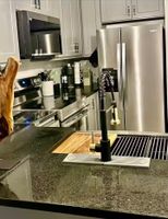 Alquiler Vacacional - Cozy 2-bedroom house in a Micro-Home Village tranquil Union City GA