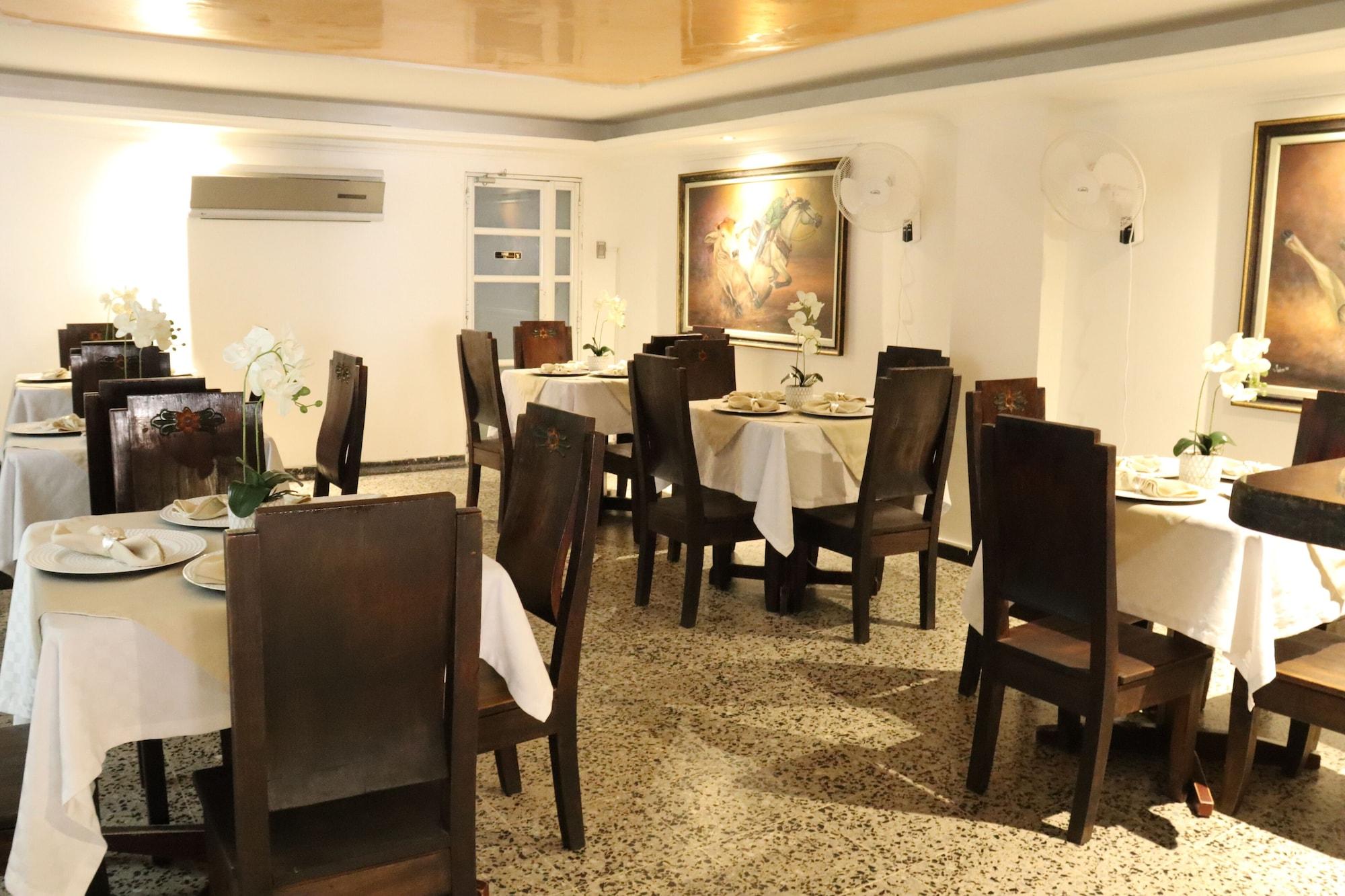 Restaurant Hotel Inambu