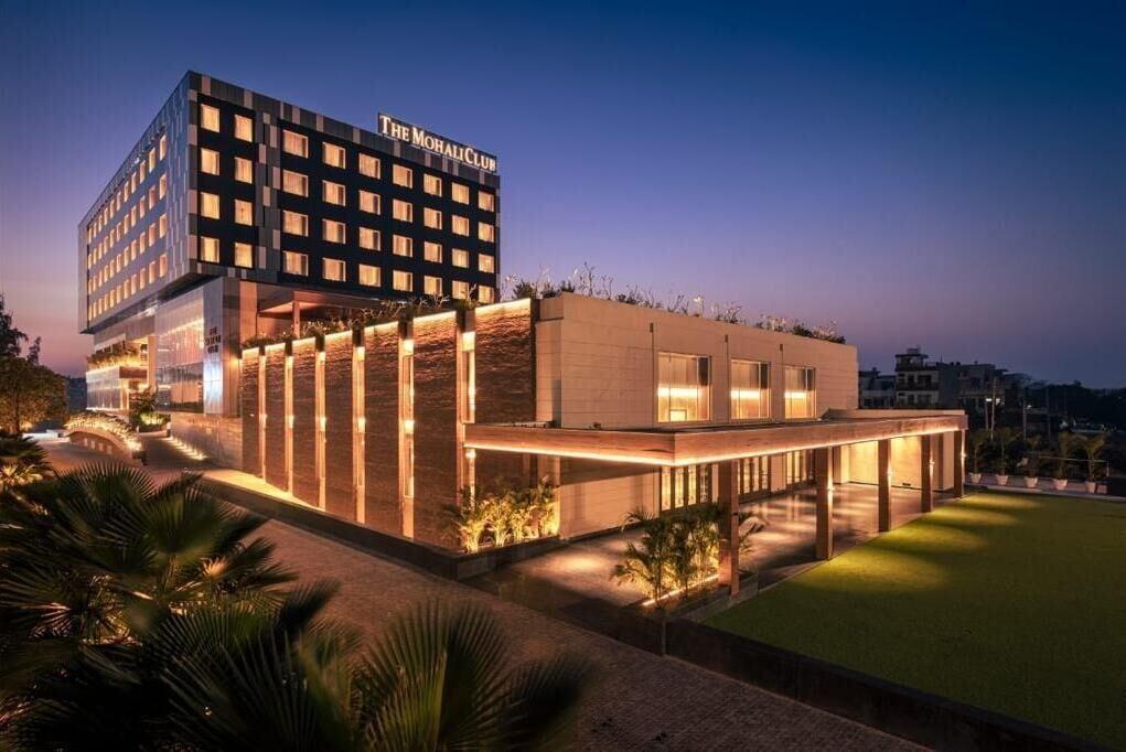 Vista Exterior Wyndham Chandigarh Mohali