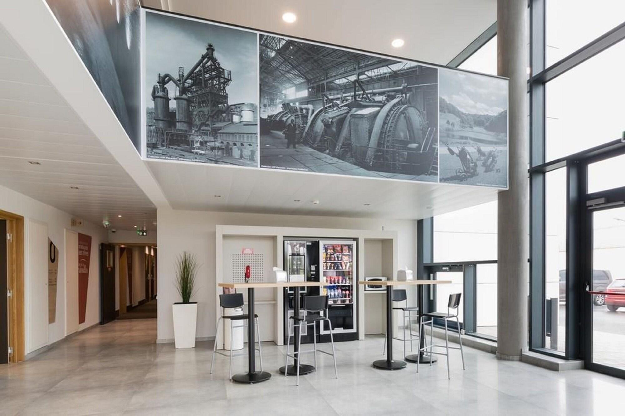 Vista Lobby B&B HOTEL Longwy Porte du Luxembourg
