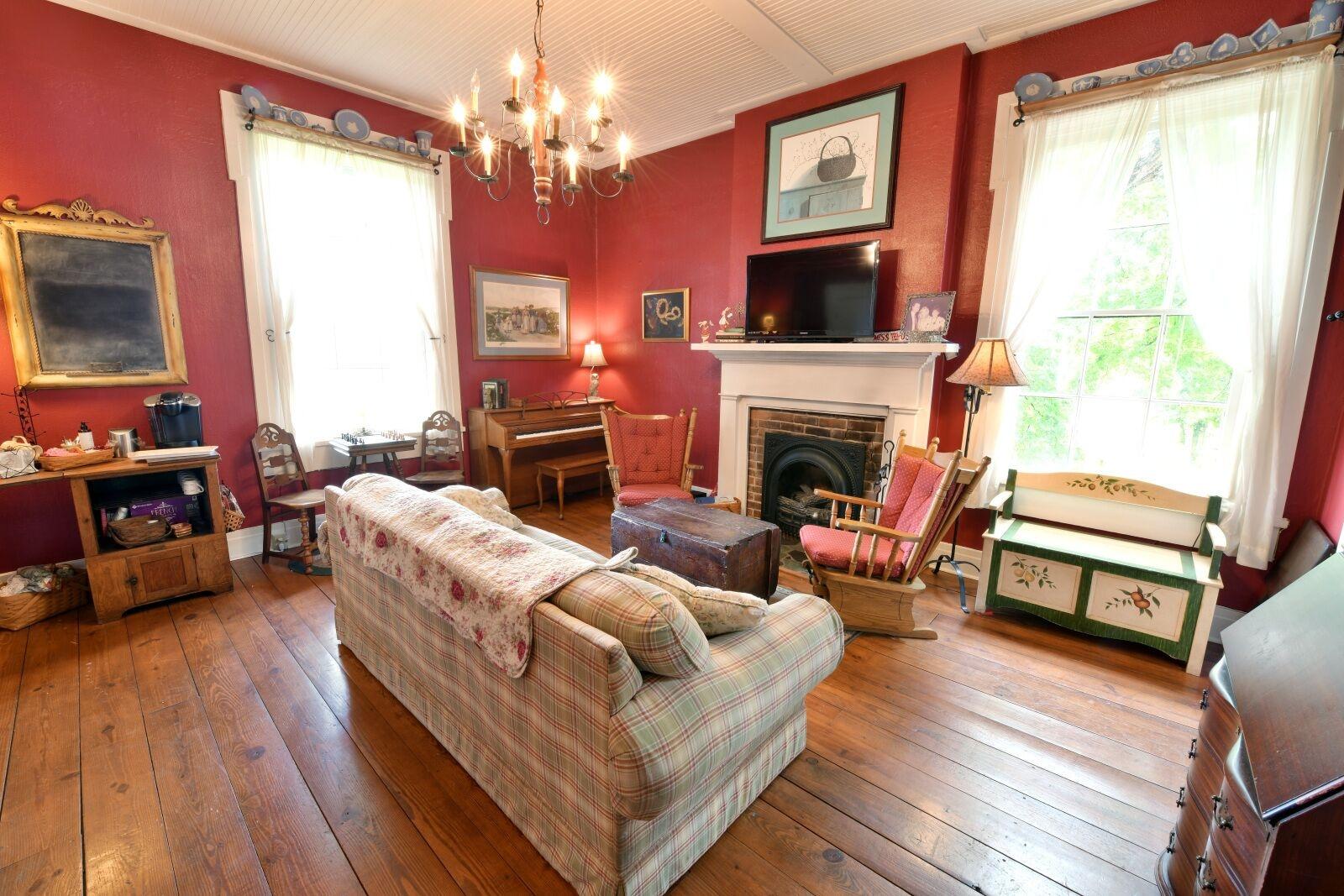 Comodidades del Alojamiento The Pines of Dresden B&B