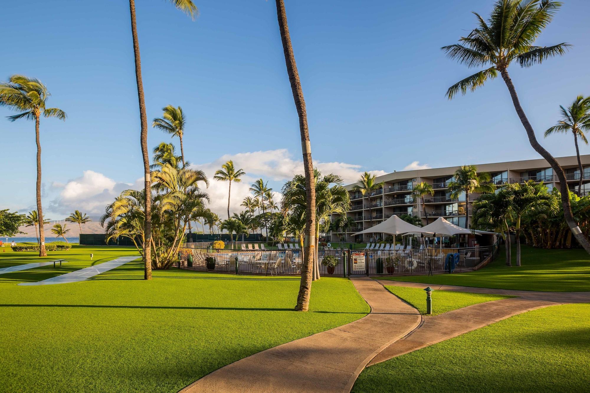 Vista Exterior Maui Sunset