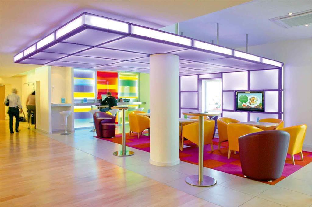 Vista Lobby ibis Lisboa Alfragide