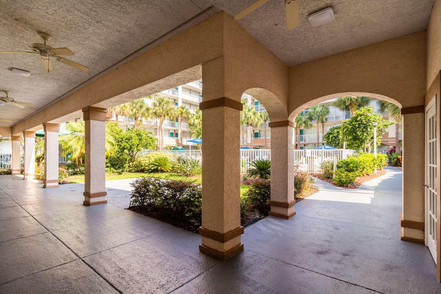 Quality Suites Near Orange County Convention Cente en Orlando area