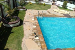 Alojamiento - Aldi Jambo Hotel