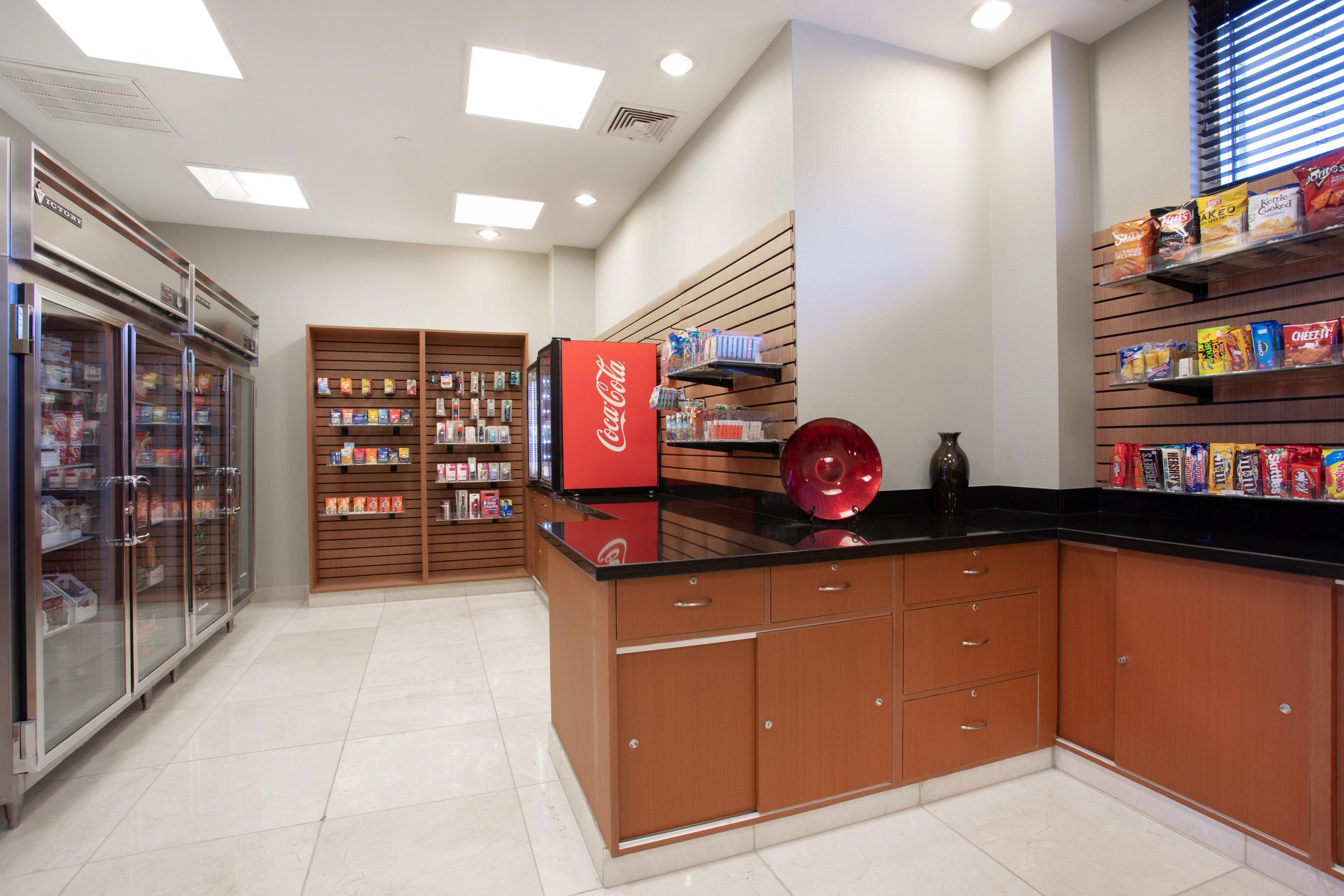 Vista Lobby Staybridge Suites: Las Vegas - Stadium District by IHG