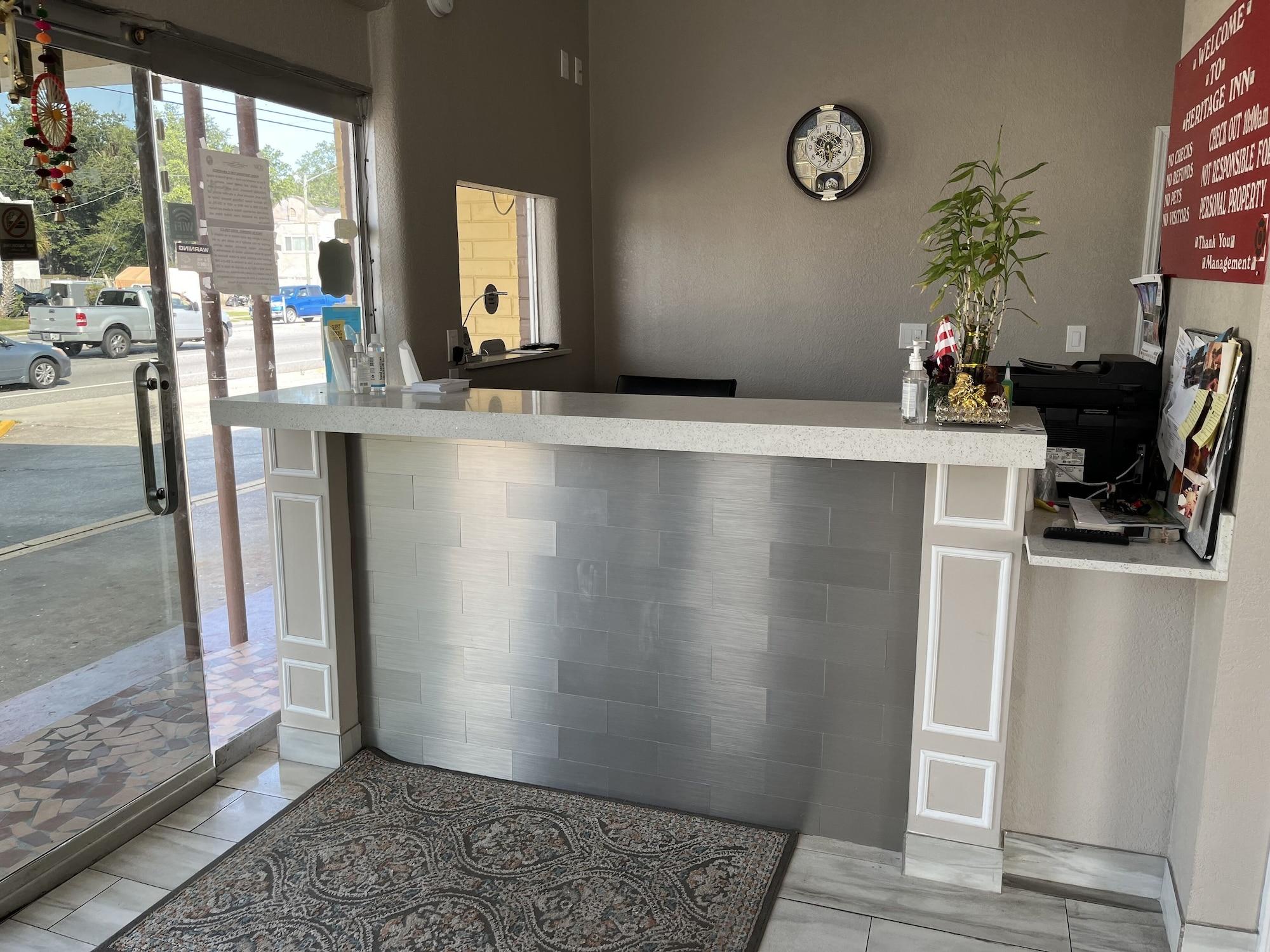 Vista Lobby Heritage Inn