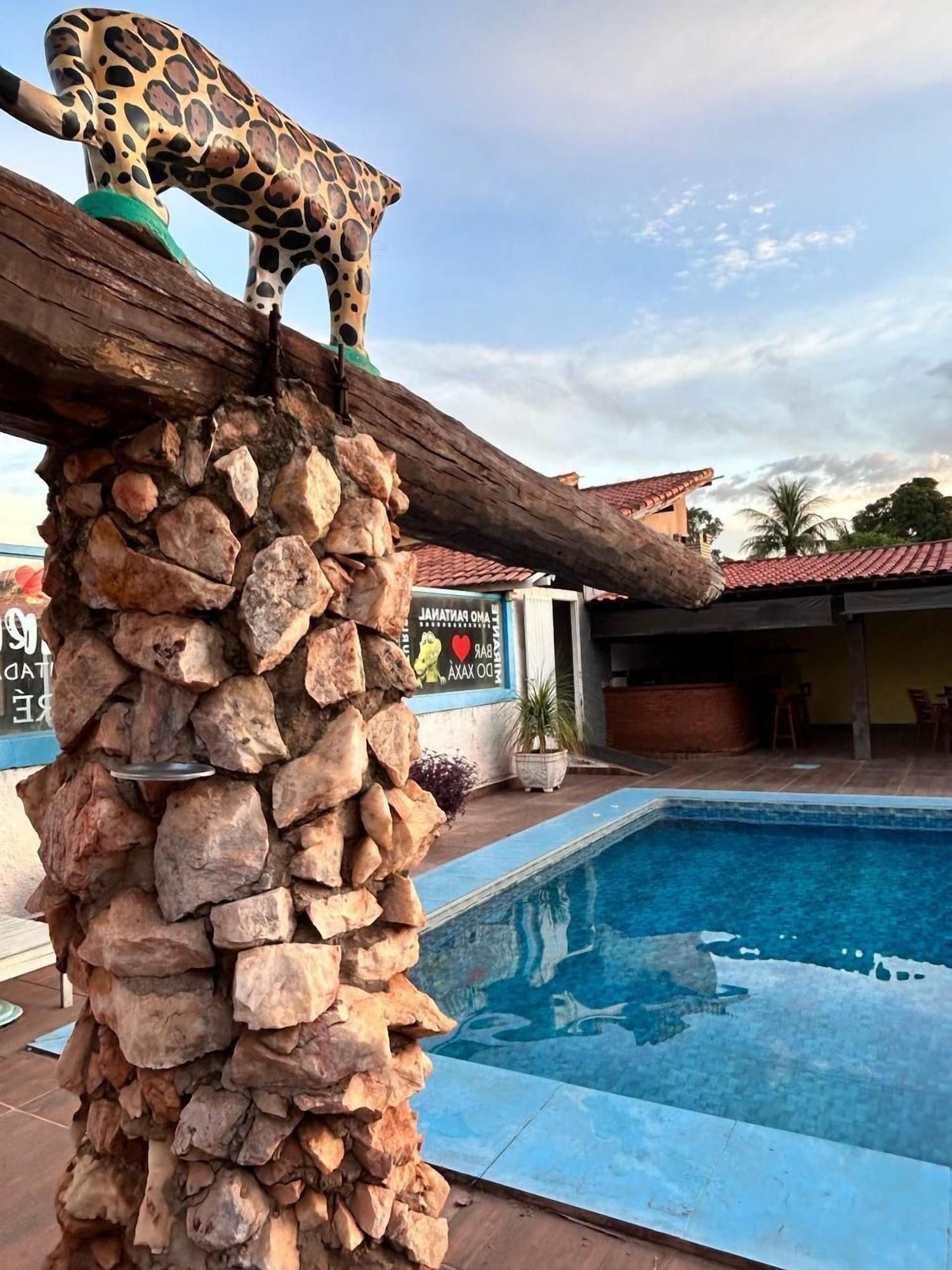 Vista Piscina Pousada Capitão Leno