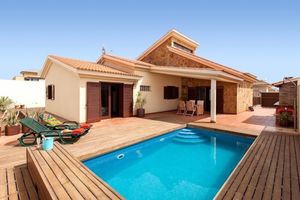 Alquiler Vacacional - Lovely Villa in residential area