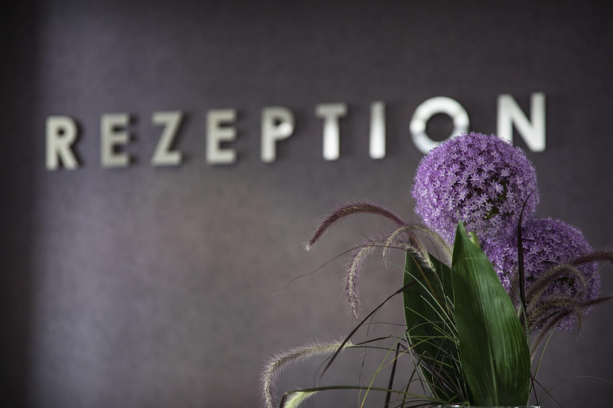 Vista Lobby Hotel Rheingarten Duisburg