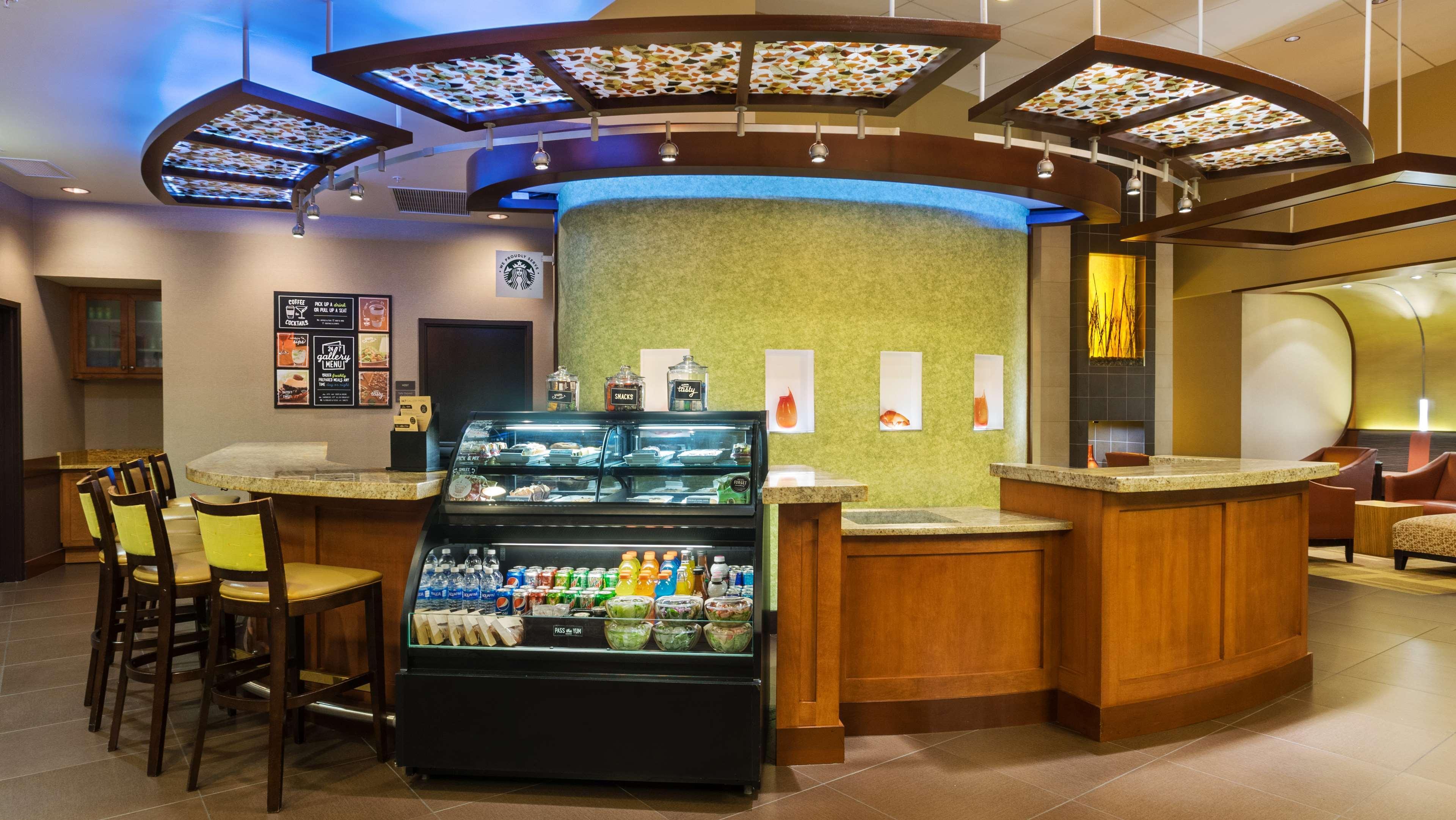 Vista Lobby Hyatt Place Fort Myers Estero