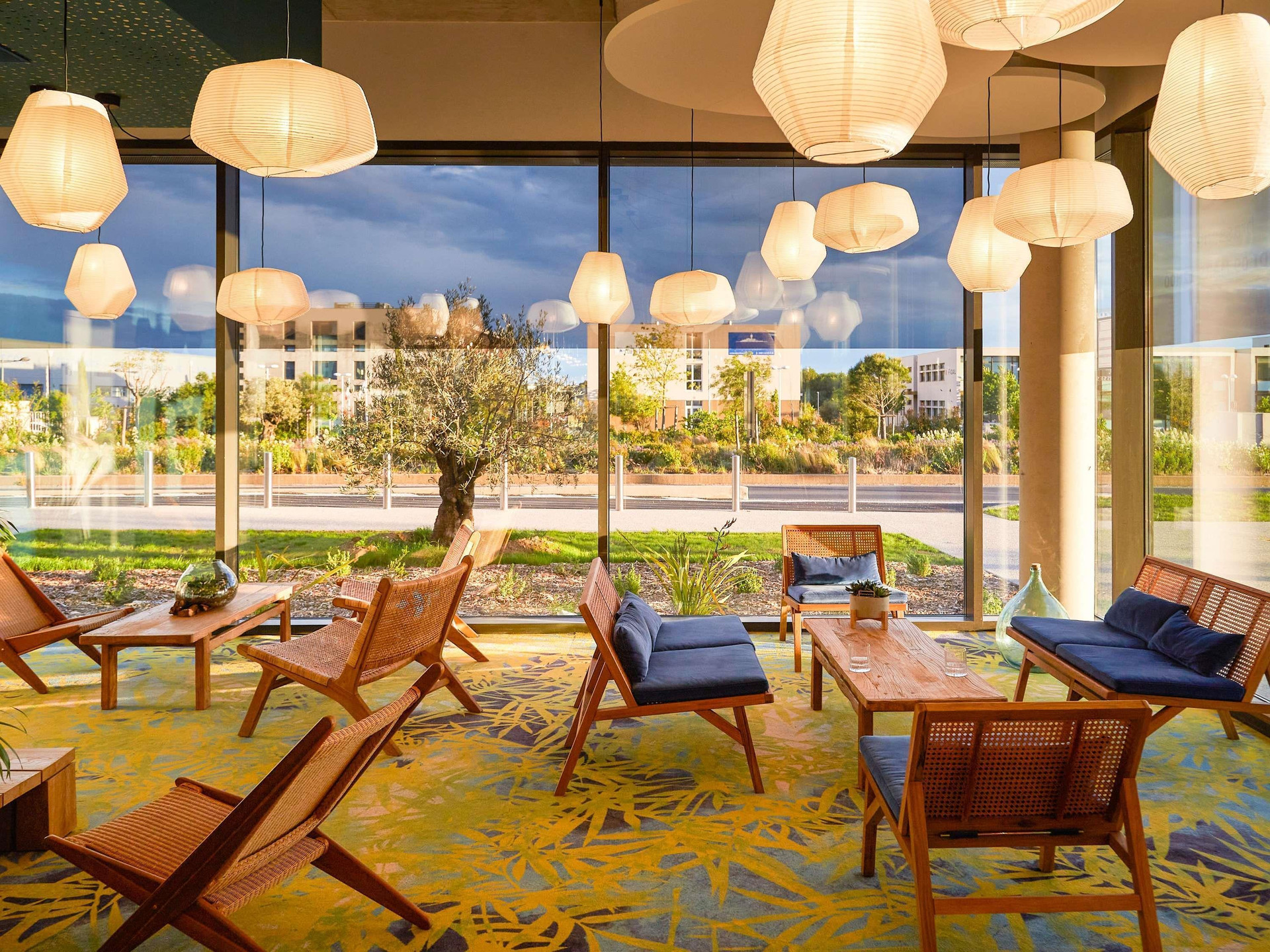 Vista Lobby Ibis Budget Montpellier Aeroport Parc Des Expos