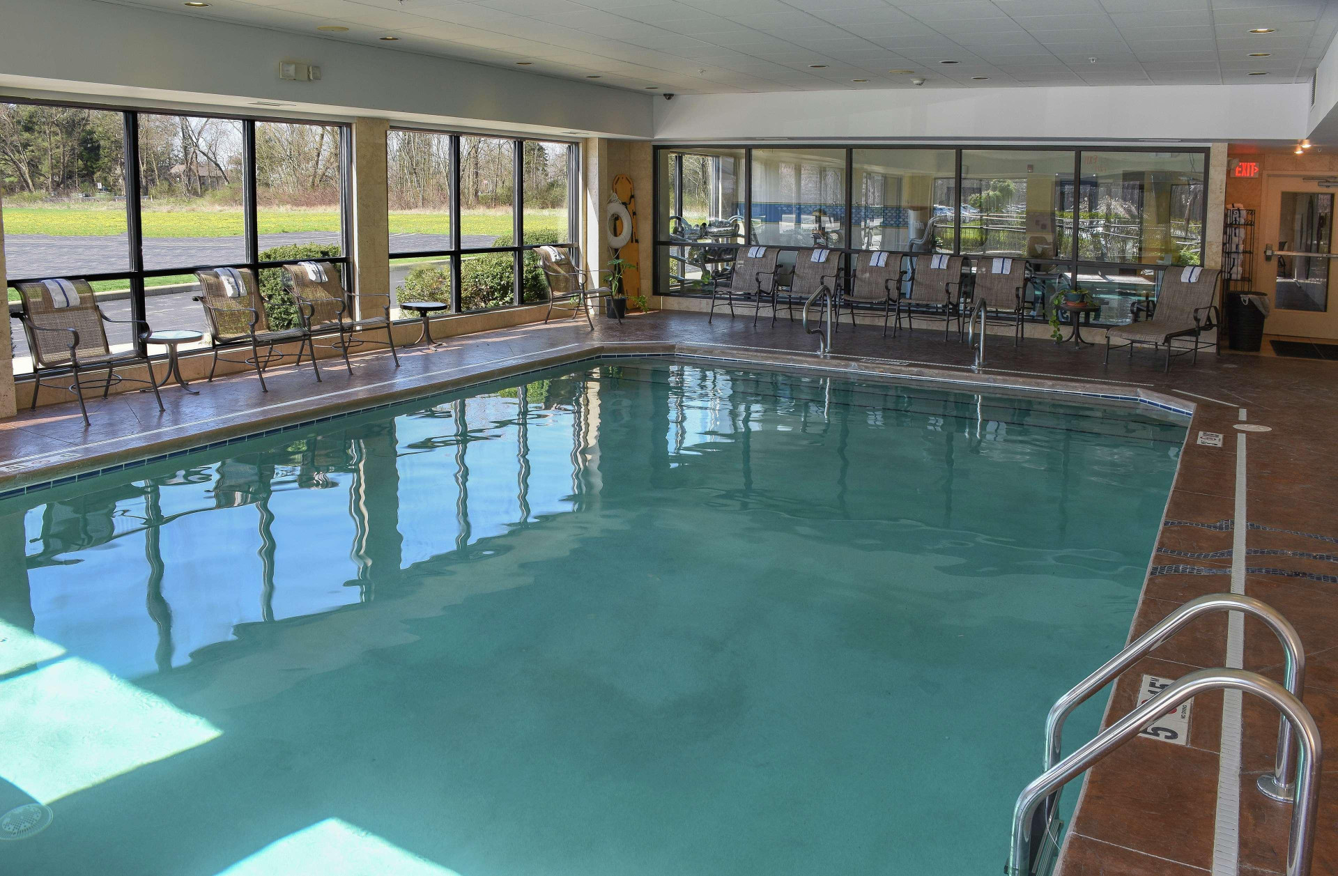 Vista Piscina Hampton Inn & Suites Youngstown-Canfield