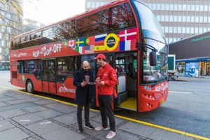 Actividad - Bus Turístico Rojo Copenhague: Hop-On Hop-Off Bus 24h