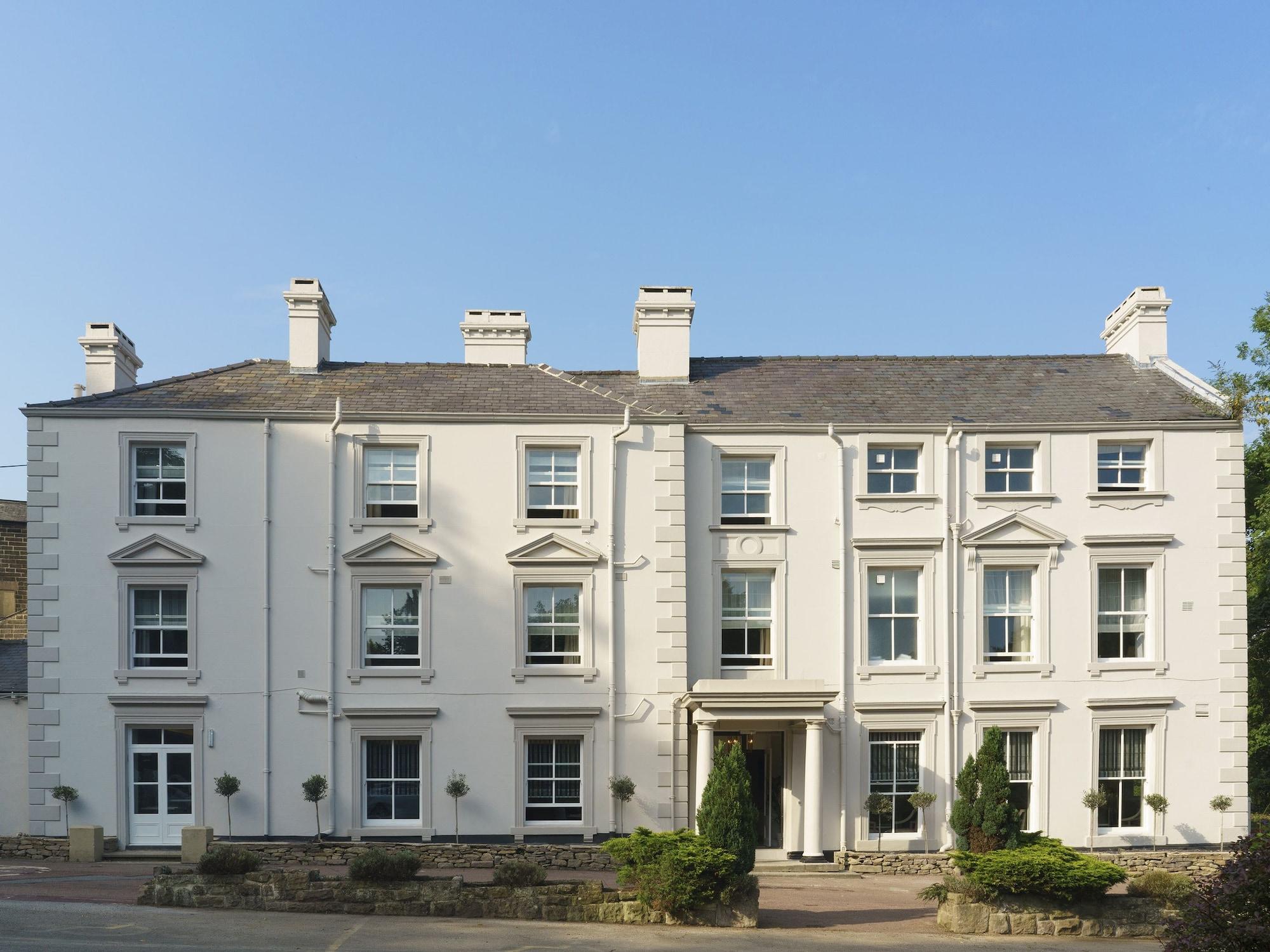 Varios New Bath Hotel and Spa