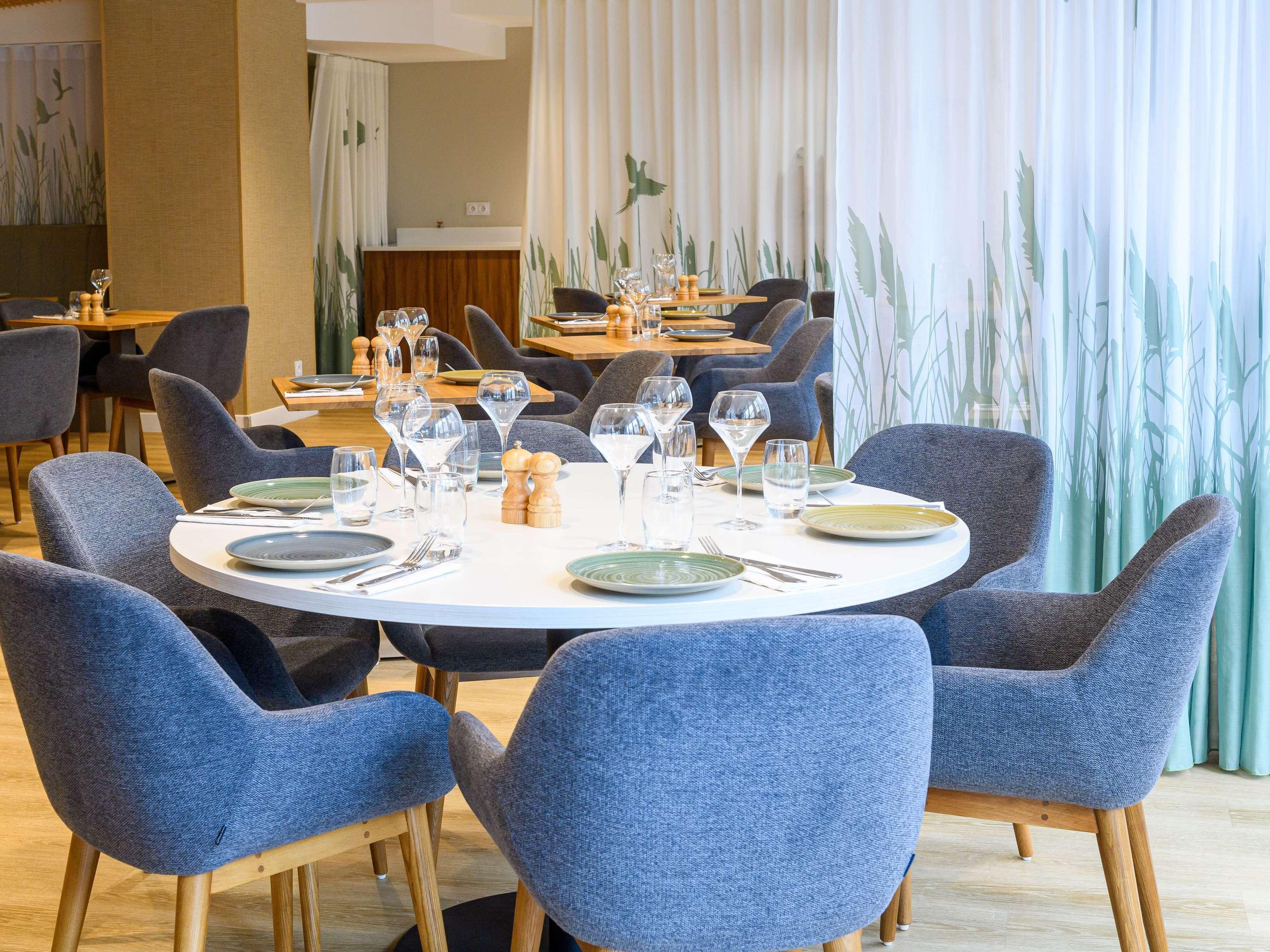 Restaurant ibis Styles Tours Centre