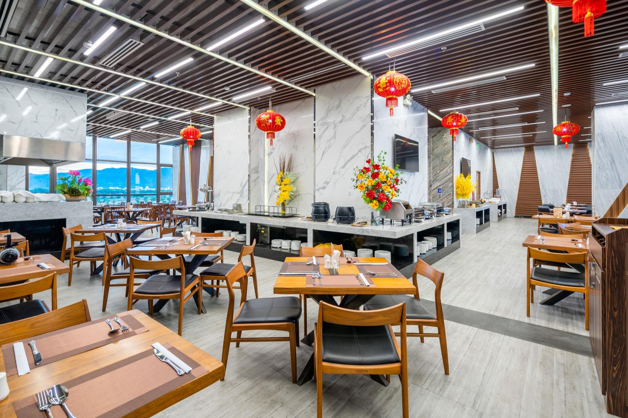 Restaurant Emerald Bay Hotel & Spa Nha Trang