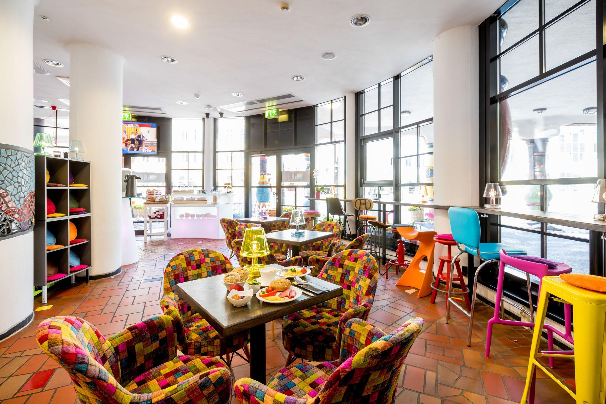 Vista Lobby artHotel Magdeburg