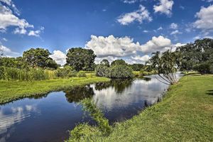 Alquiler Vacacional - Pet-friendly Fort Myers Home w/ Patio & Grill!