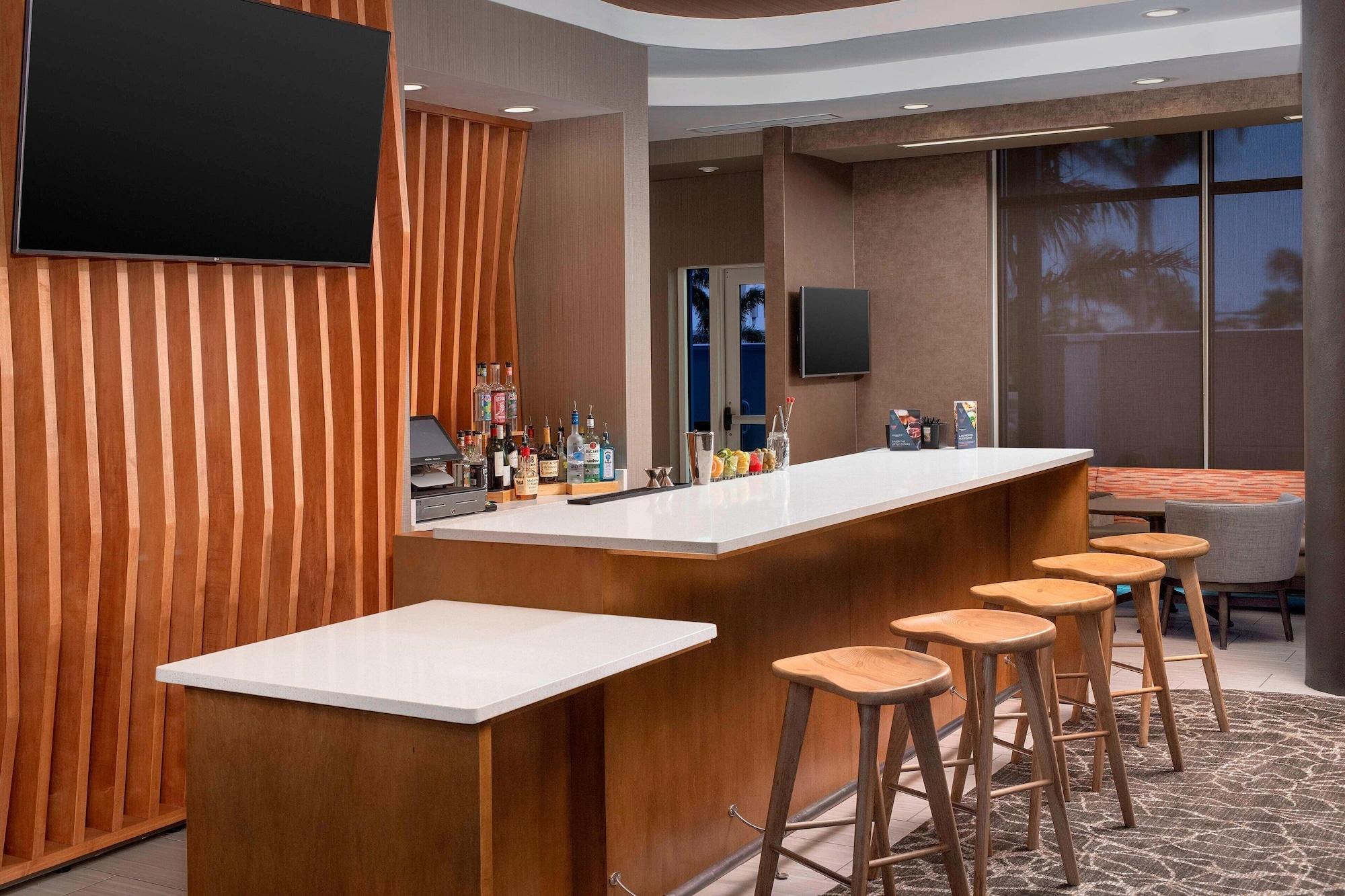 Bar/Salón SpringHill Suites by Marriott Punta Gorda Harborside