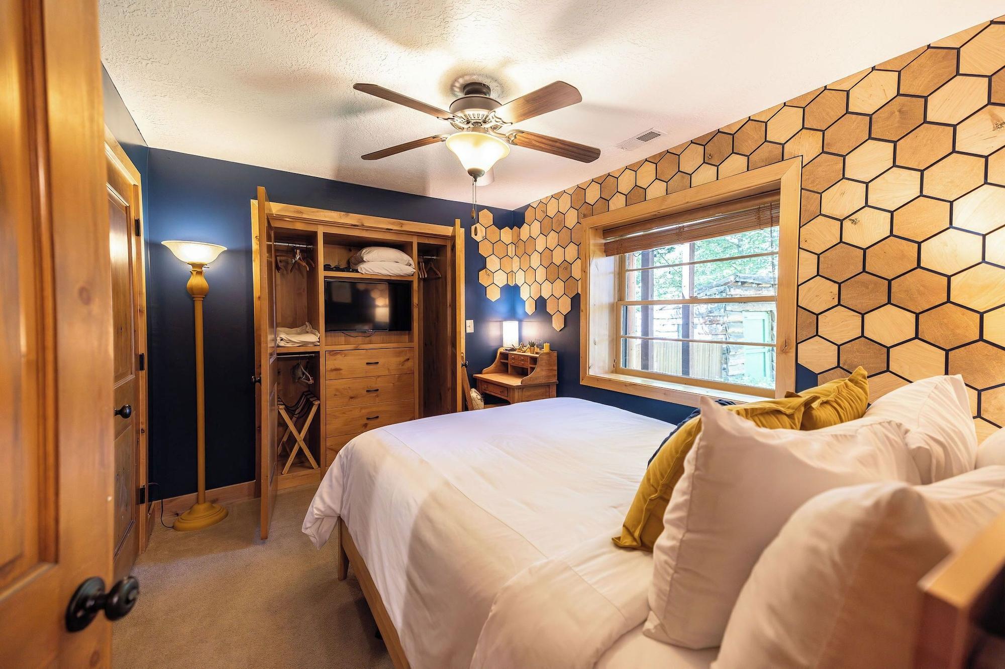 Varios Engen Hus Bed and Breakfast