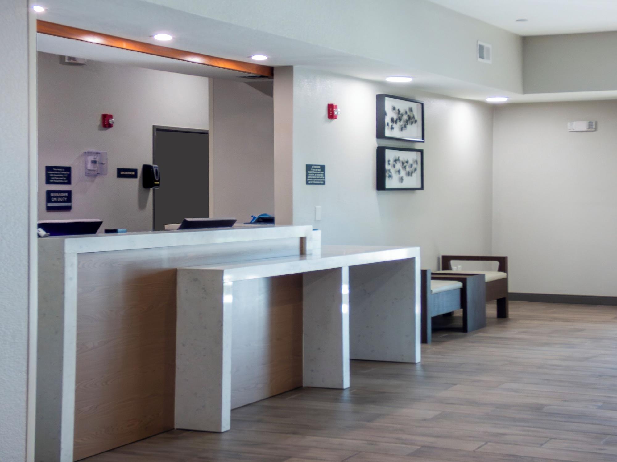 Vista Lobby Candlewood Suites Avondale - New Orleans by IHG