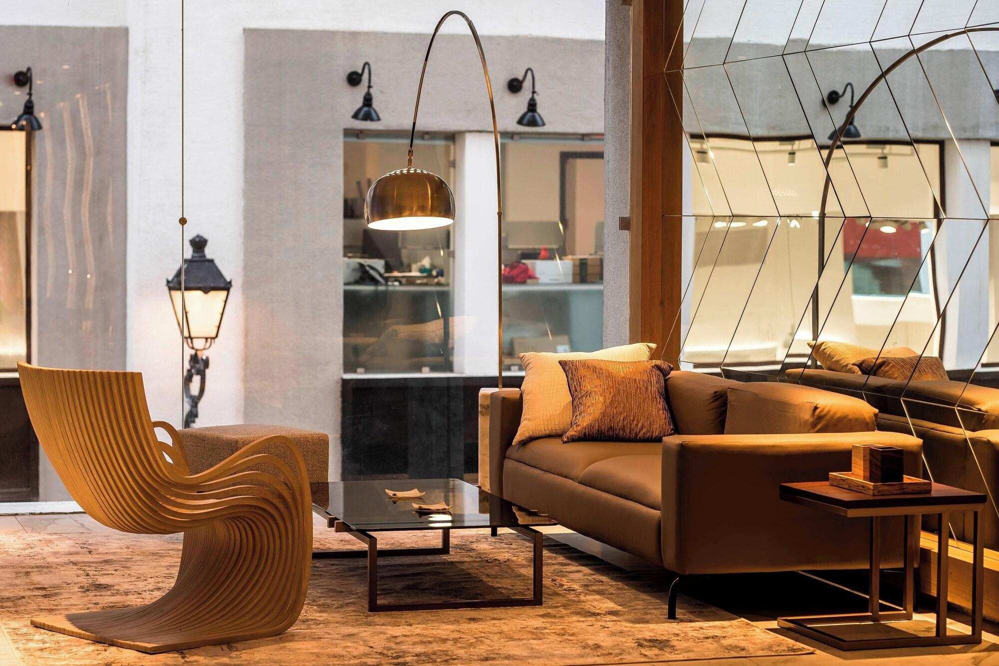 Vista Lobby AC Hotel by Marriott Guatemala City