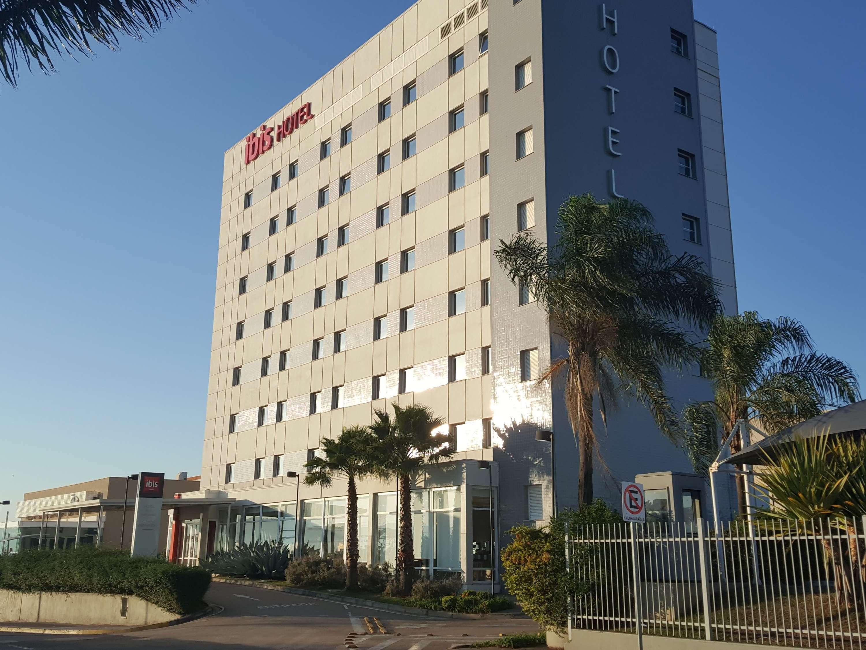 Vista Exterior ibis Itu Plaza Shopping Hotel