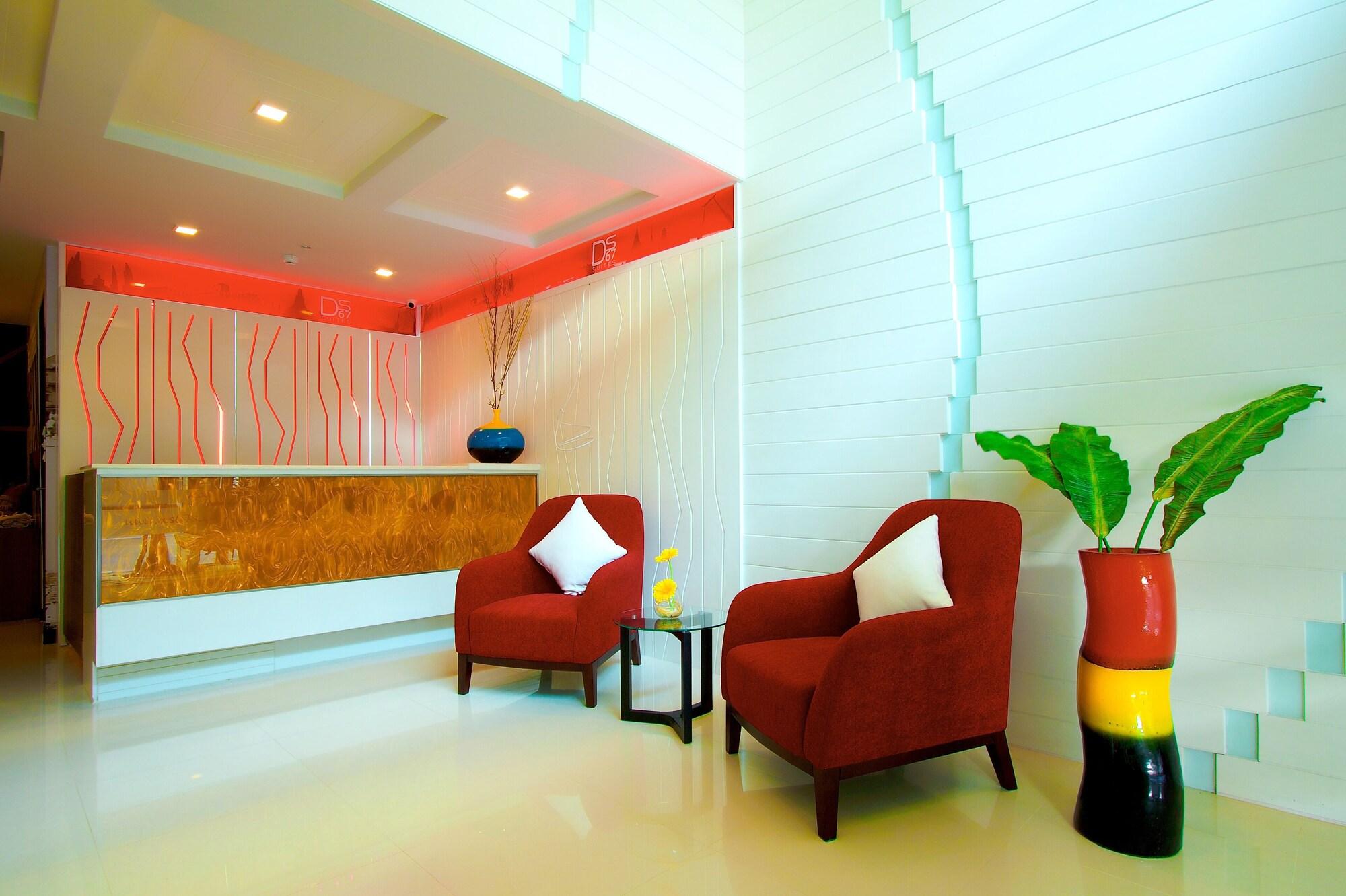 Vista Lobby Ds67 Suites