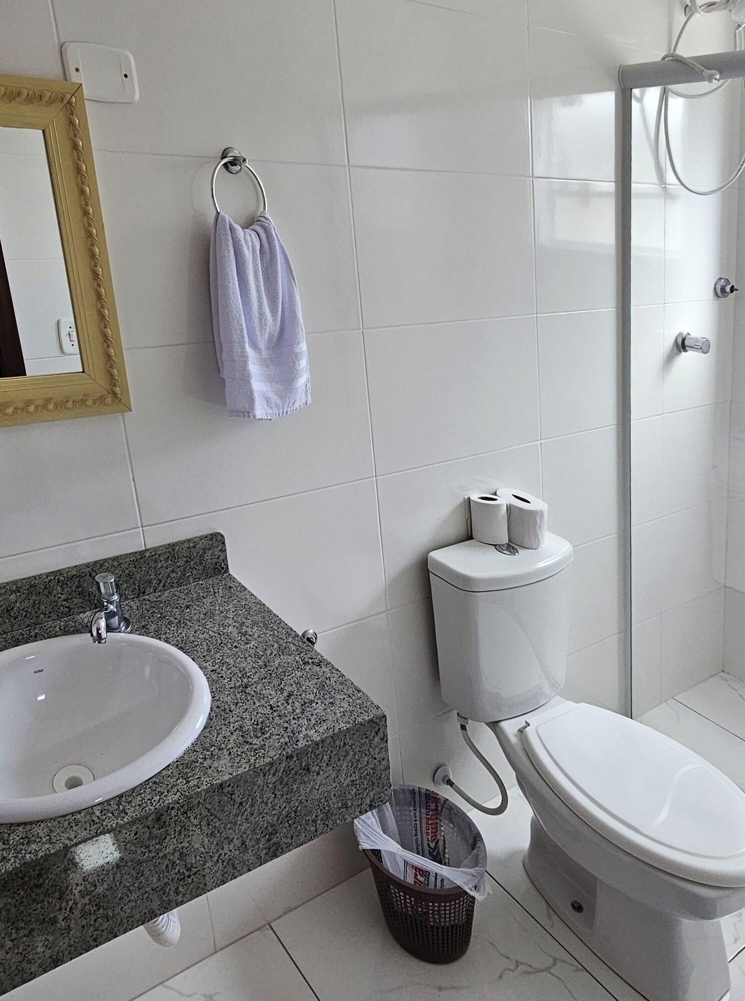 Equipamiento de Habitación Hotel Janaína